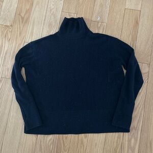 🩷 gorgeous black 💯 cashmere mockneck 🩷